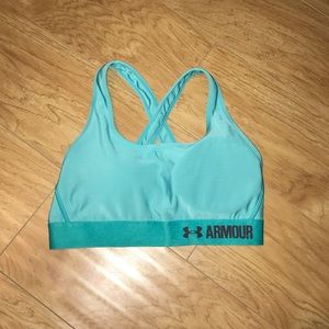 UNDER ARMOUR sports bra